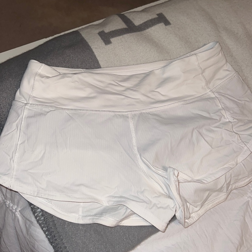 WHITE LULULEMON SHORTS